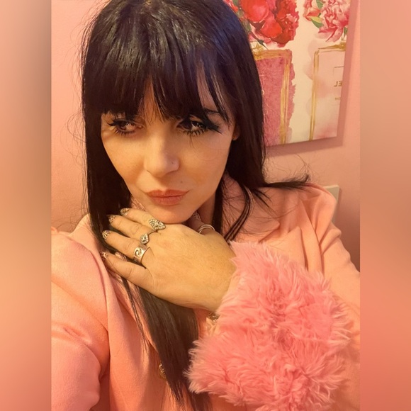 Pink Double-Breasted Gorgeous Soft Blazer with Fur Detail - Picture 5 of 7